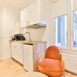 Modern Deluxe Studio In The Heart Of Paris