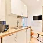 Modern Deluxe Studio In The Heart Of Paris