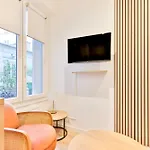 Modern Deluxe Studio In The Heart Of Paris